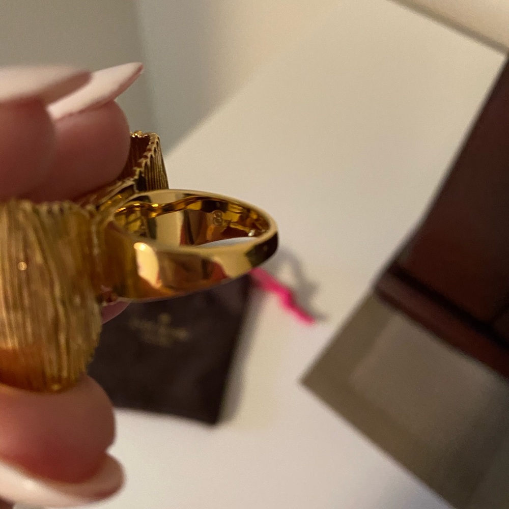 Kate Spade gold bow ring - Picture 3 of 3